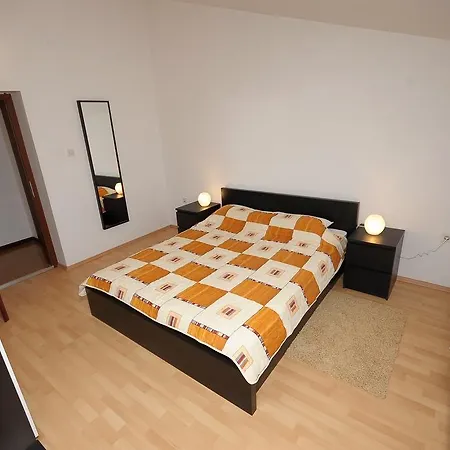 Apartament Vv Апартаменты *