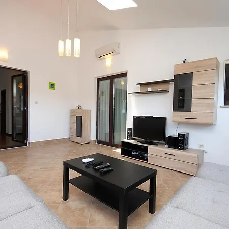 Apartament Vv * Пула